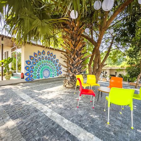 Riverview Tent Resort Kevadia Luaran gambar