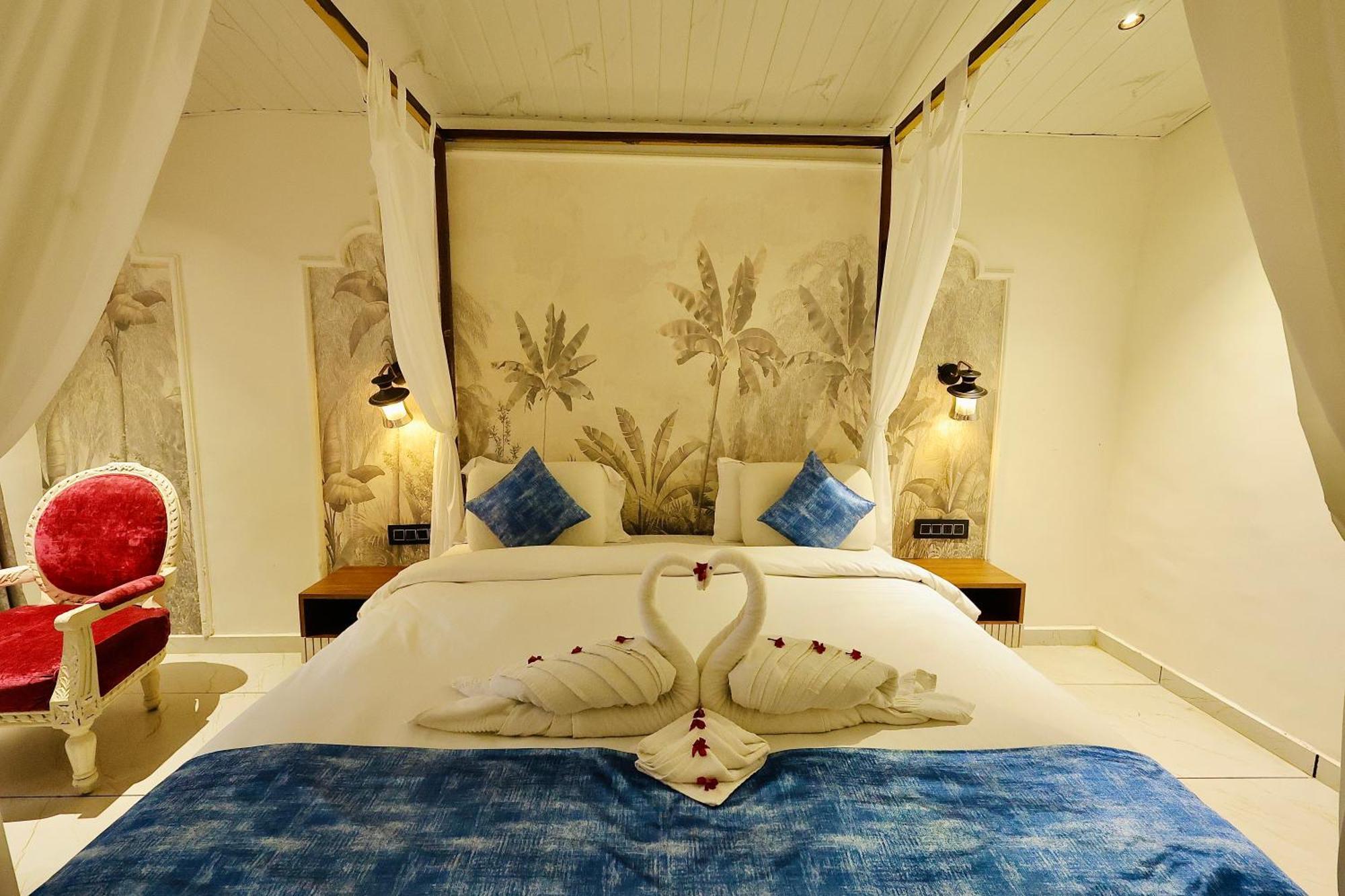 Riverview Tent Resort Kevadia Luaran gambar