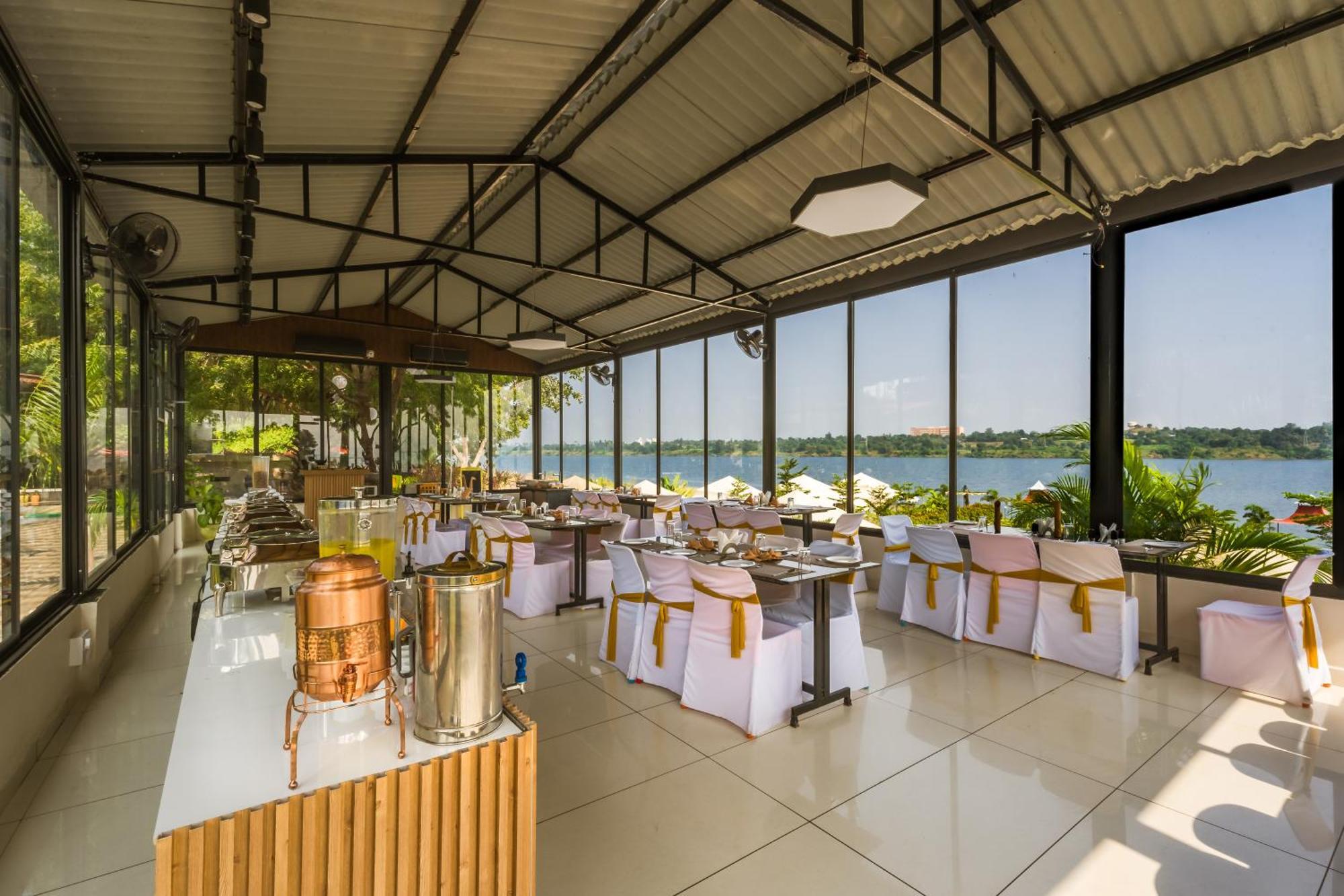 Riverview Tent Resort Kevadia Luaran gambar