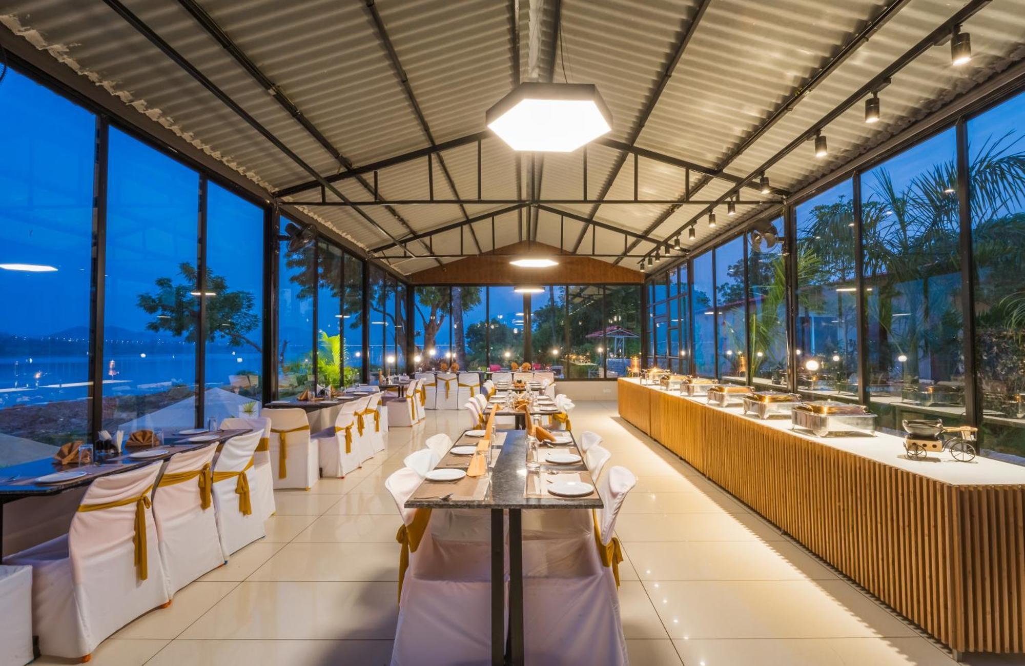 Riverview Tent Resort Kevadia Luaran gambar
