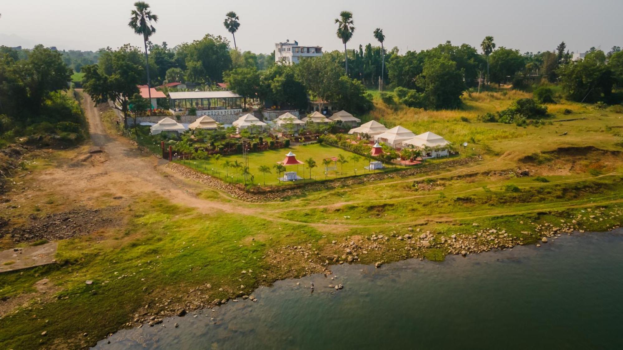 Riverview Tent Resort Kevadia Luaran gambar