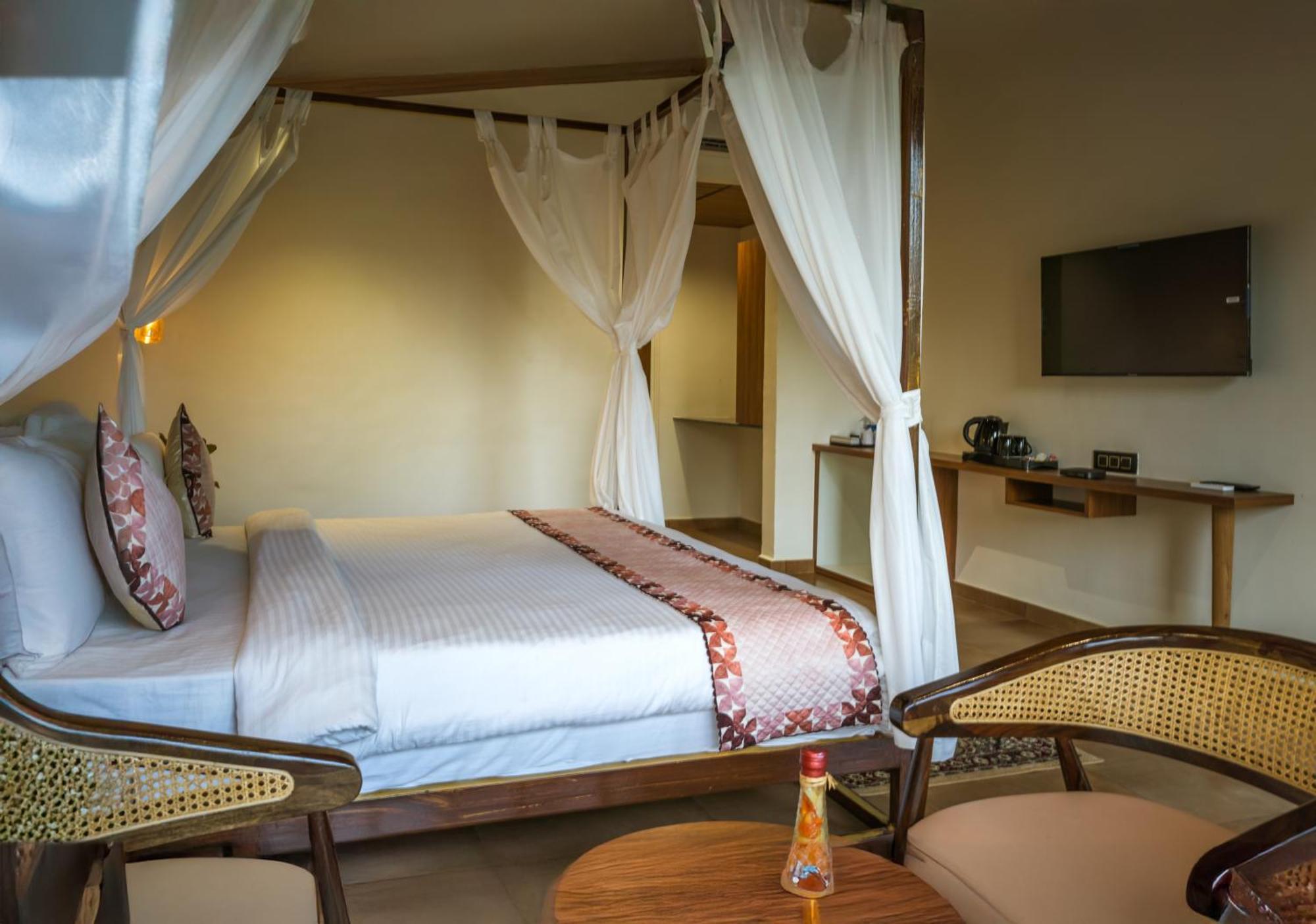 Riverview Tent Resort Kevadia Luaran gambar